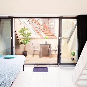  Appartement Beautiful Terrace In The Heart Of België